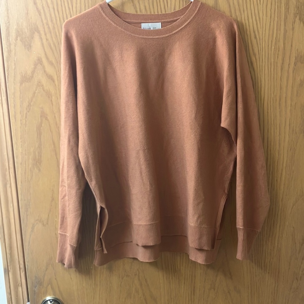 Burnt orange Crewneck Sweater with Relaxed Fit and Ribbed Hem, side slits